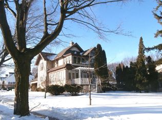 405 N Madison St, Chilton, WI 53014