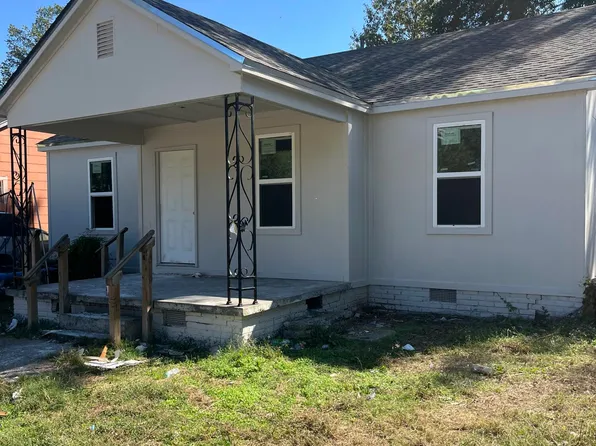 720 Catalpa St, Clarksdale, MS 38614