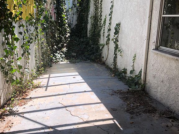 5th image of 1436 S Holt Ave APT 7