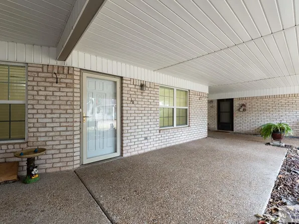 1500 Palm Valley Dr, Harlingen, TX 78552
