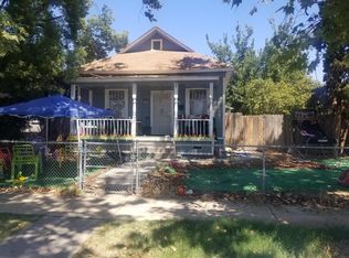 422 N Clark St, Fresno, CA