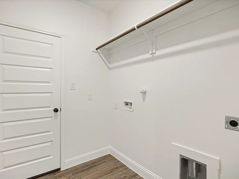 5714 Barkridge Dr — Photo 12