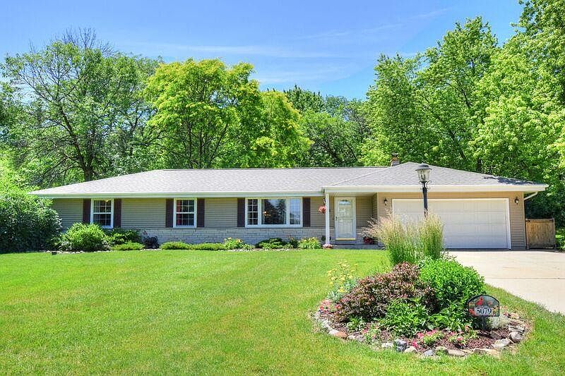 2nd image of 5079 S Magellan Dr
