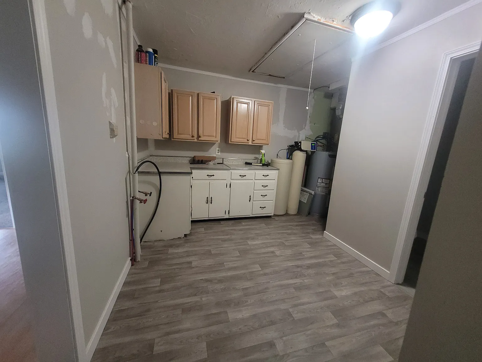 3 bed, 1.5 bath, 1420 sqft, $2,200 — Photo 4