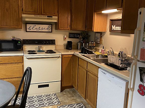 3rd image of 220 Sugar Creek Ln APT 15