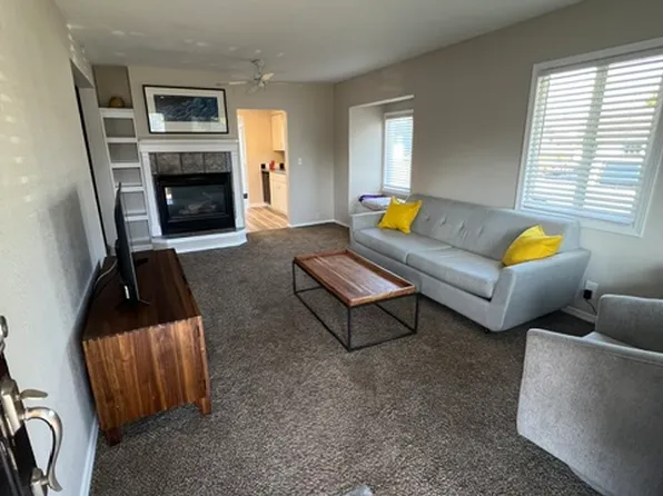 877 Pacific Dr, Hammond, OR 97121