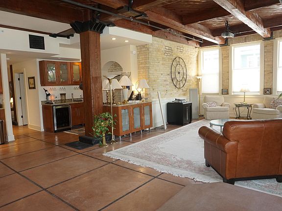 2nd image of 1756 N Marshall St #17