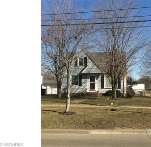 8702 Biddulph Rd, Brooklyn, OH, 44144
