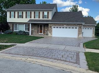 1108 Carmel Ct, Naperville, IL 60540