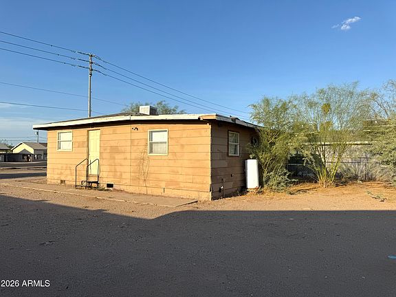 4th image of 595 W Coolidge Avenue