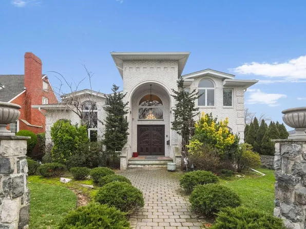 516 Brandon Pl, Cliffside Park, NJ 07010