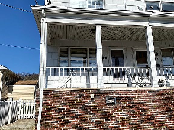 2nd image of 123 S Spencer St