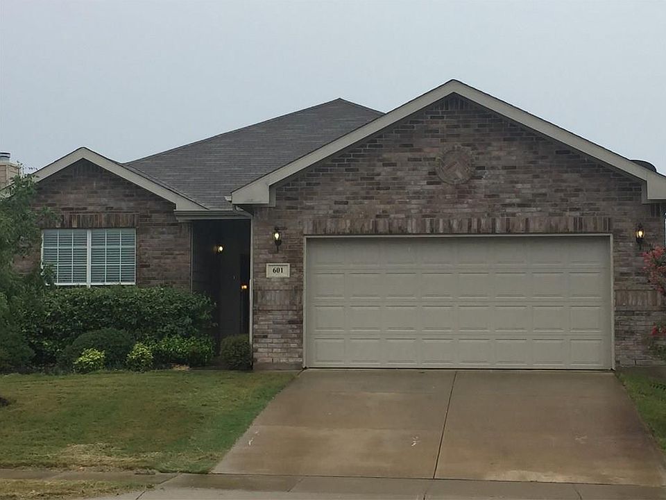 1st image of 601 Tradewind Dr