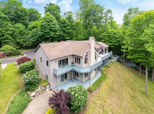 10524 Range Line Rd, Berrien Springs, MI 49103