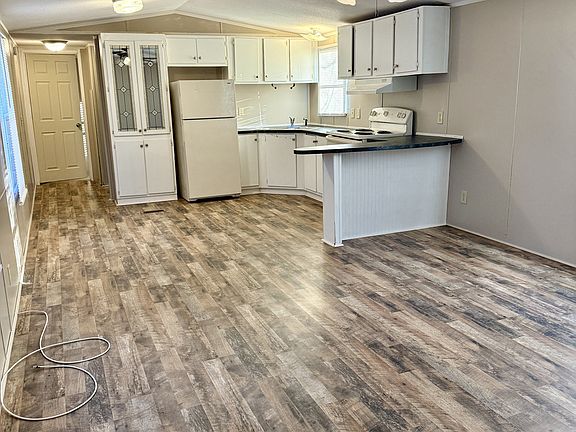 5th image of 4200 S Caldwell Mobile Home Park #1