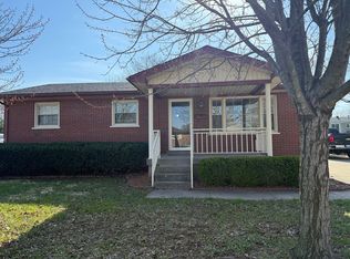 5605 Arvis Dr, Louisville, KY 40216