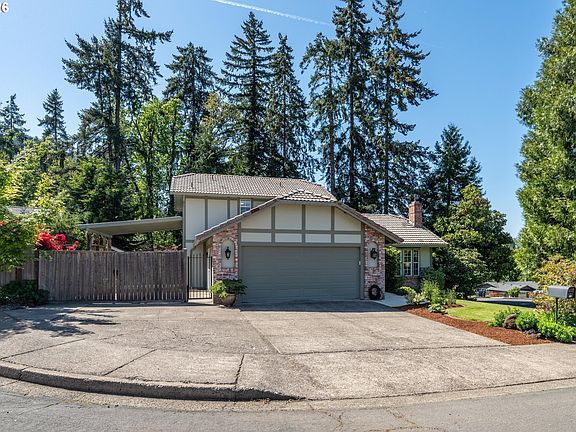 2nd image of 508 Cascade Dr