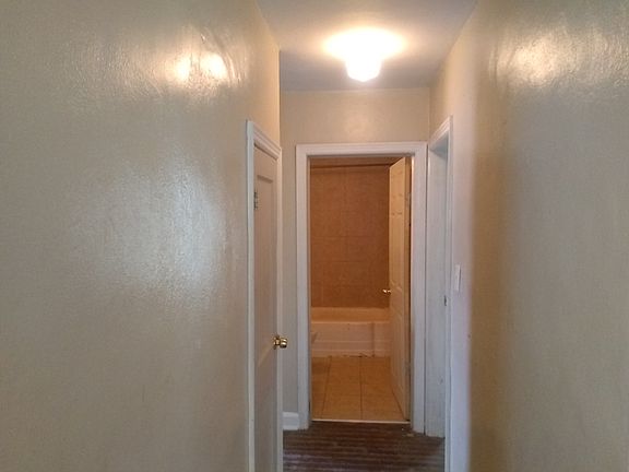 4th image of 7010 Bales Ave