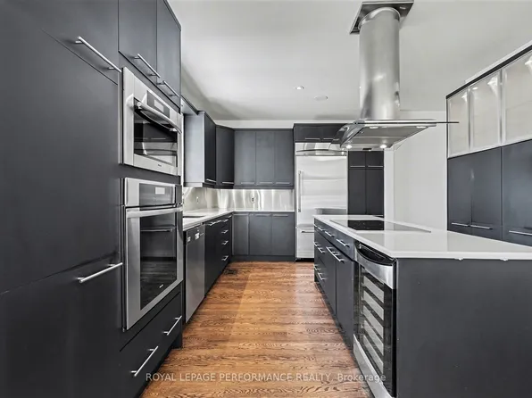 805 Kingsmere Ave, Ottawa, ON K2A 3J8