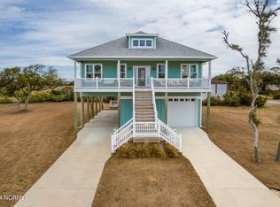 163 Sound Point Dr, Harkers Island, NC 28531