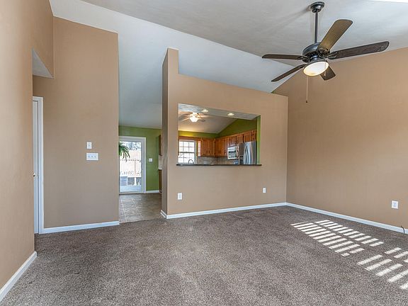 5th image of 2534 Belle Ave NE