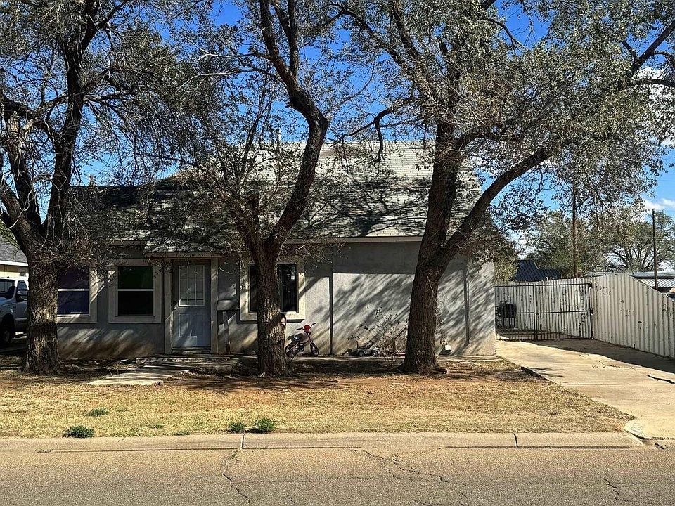 1st image of 815 Cameo St