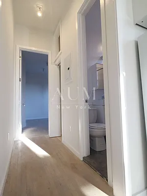 Rented by Zone Corp | media 25