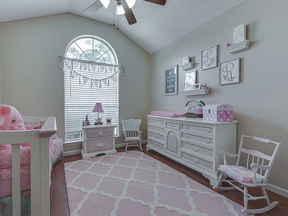 5th image of 7609 Tidewater Dr