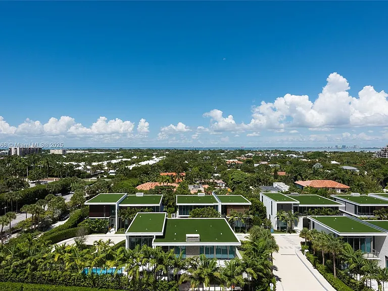 360 Ocean Dr #905S — Photo 28