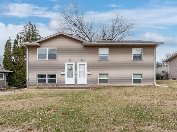 2627 Oak St, Davenport, IA 52804