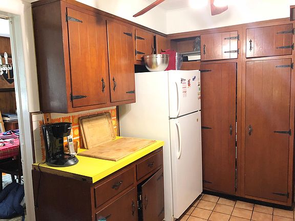 5th image of 21 Franklin Ave