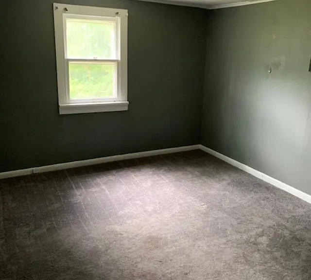 709 Axtell St — Photo 8