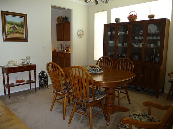 4th image of 8645 Webster Dr NE