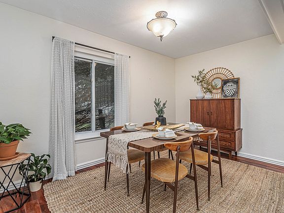 DiningRoom_05262021