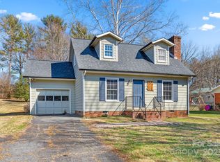 154 Vfw Rd, Morganton, NC 28655