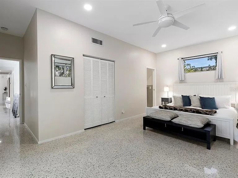 1165 Morningside Pl — Photo 22