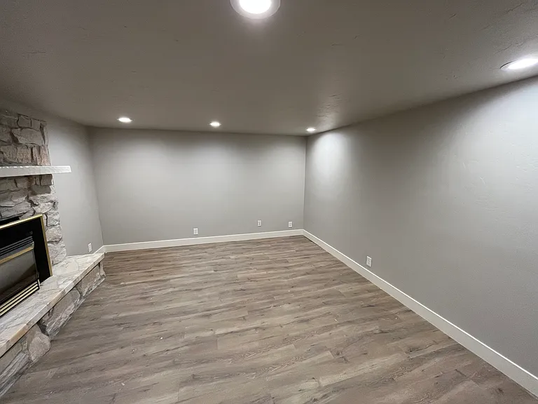 1868 W 4655 S #BASEMENT — Photo 3