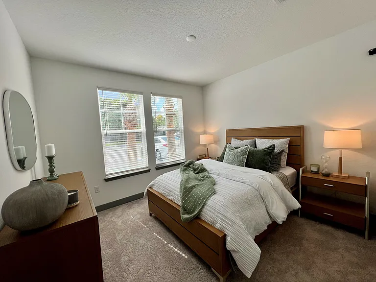Addison Longwood 2x2 Guest Bedroom