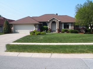 6530 Shoreside Dr, Fort Wayne, IN
