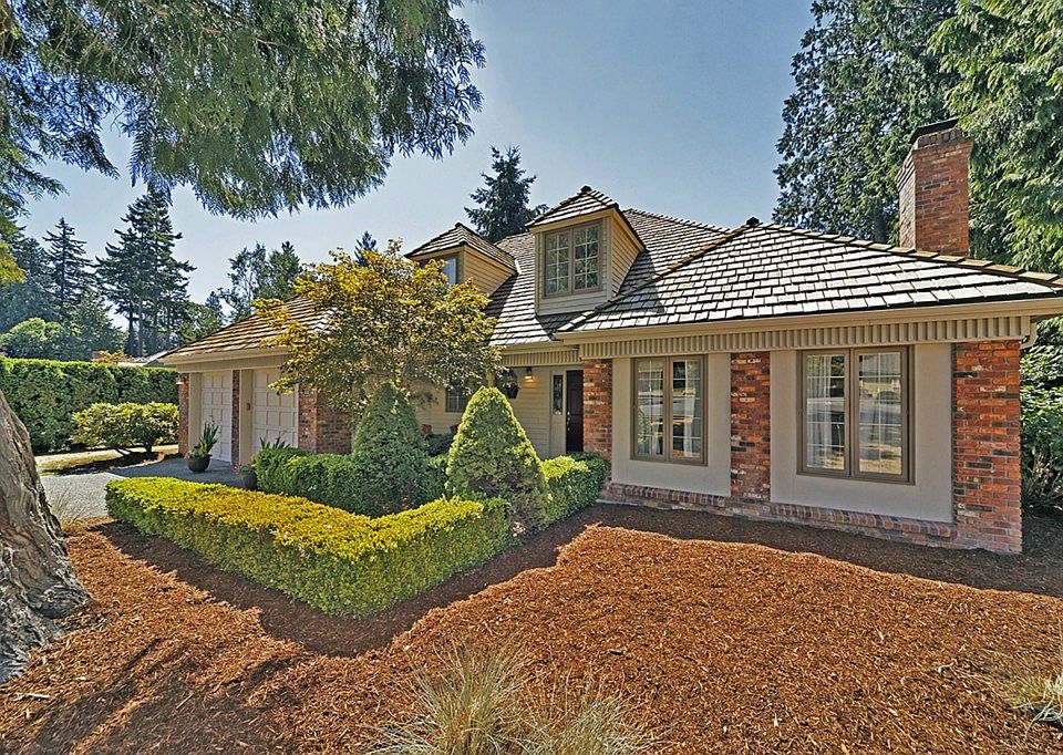 1st image of 20515 NE 35th Pl