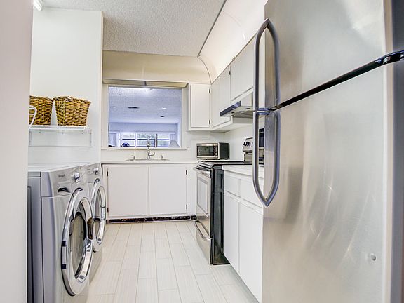2nd image of 5640 Queen Palm Ct APT A