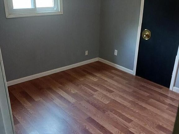 4th image of 4220 Benton Blvd