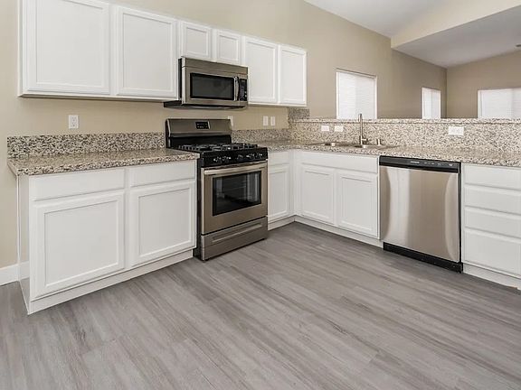 3rd image of 8299 Hercules Dr #1