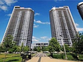 181 Village Green Sq