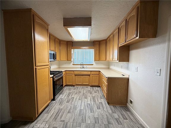 5th image of 29040 Gabilan St
