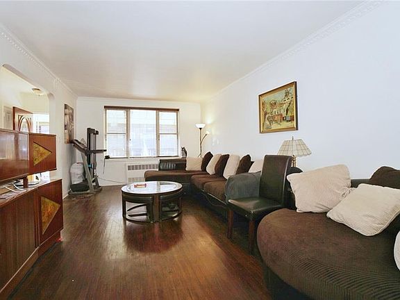 5th image of 2554 E 12th St