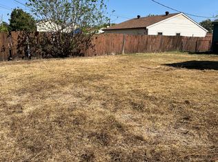 3811 Pinebrook Dr, Dallas, TX 75241