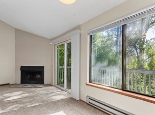 248-254 Cervantes #248, Lake Oswego, OR 97035