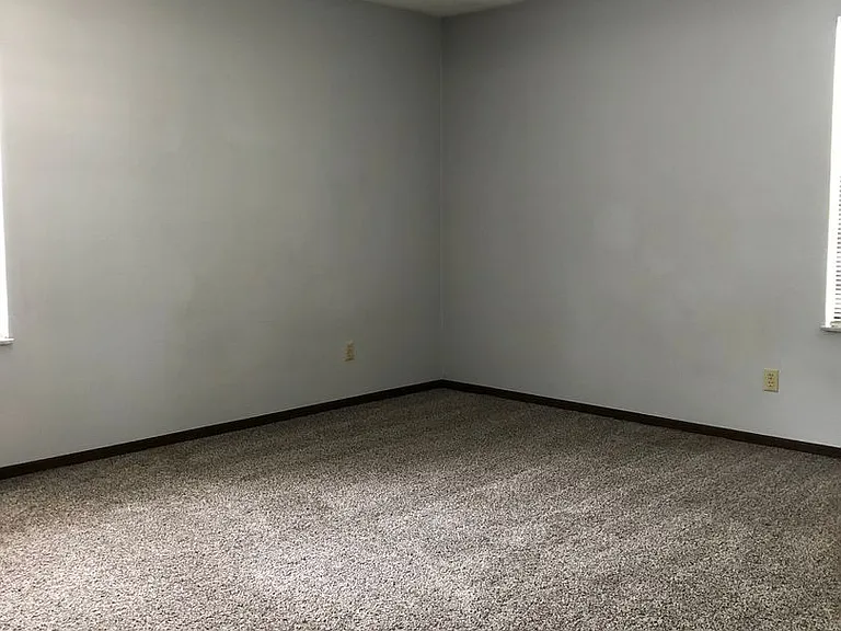 3355 W Laskey Rd — Photo 5