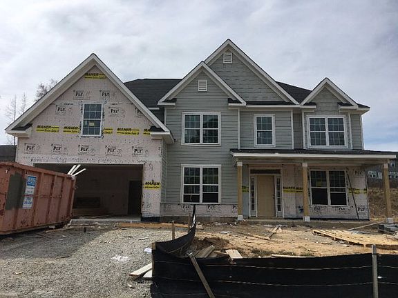 4th image of 4040 Ellington Dr